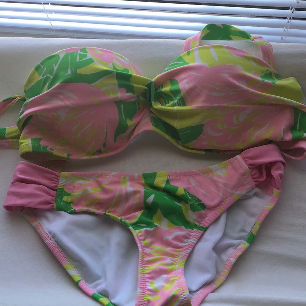 Lilly bathing suit